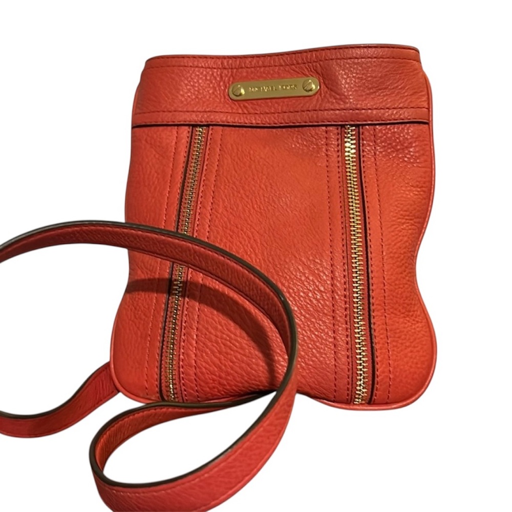 EUC Michael Kors Leather Crossbody Bag